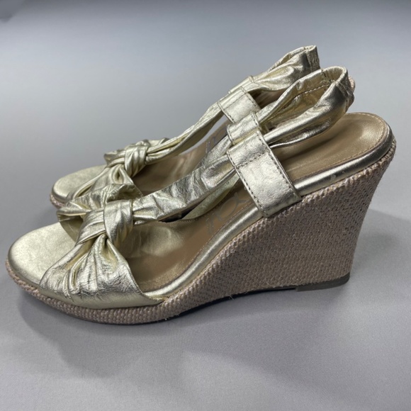 NEW You by Crocs Shoes Womens 8 gold brown leather wedge heels summer cocktail - Picture 4 of 11